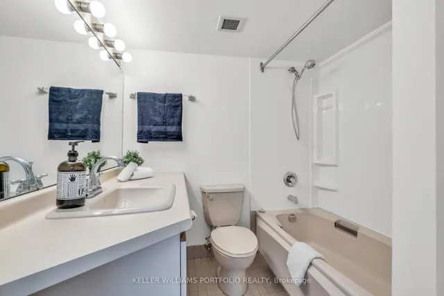 Additional image 33 of 1 Duplex Ave Unit 204