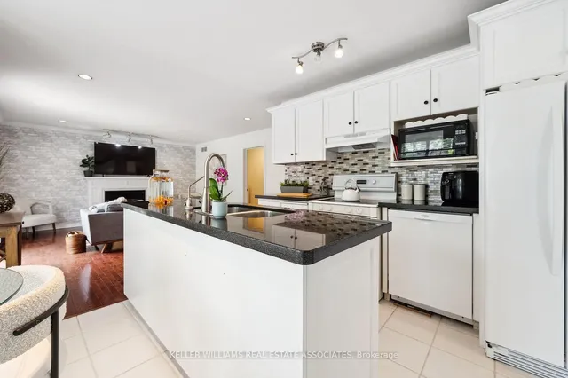 Additional image 14 of 656 Laurier Ave