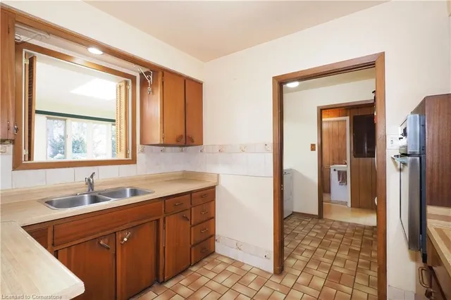 Additional image 15 of 13 Marketa Cres