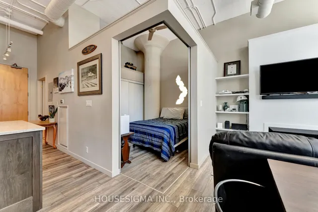 Additional image 25 of 410 King St Unit 118