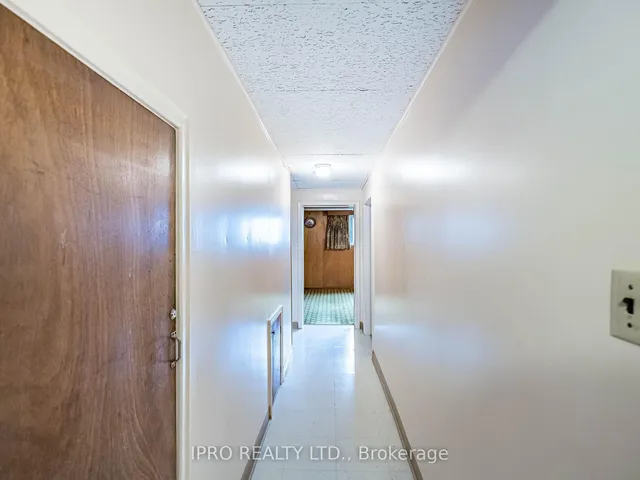 Additional image 37 of 43 Heman St