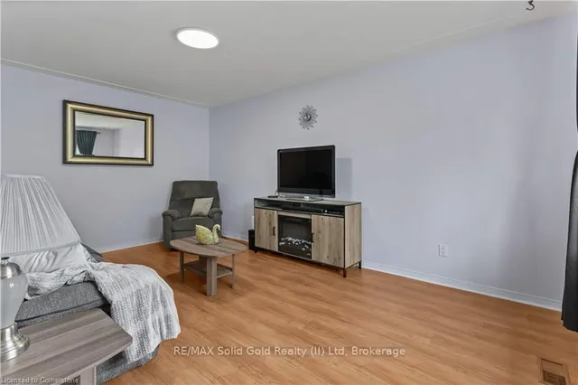 Additional image 7 of 344 Shelley Dr