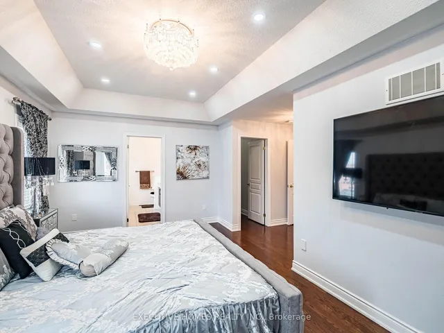 Additional image 20 of 1 Orangeblossom Tr