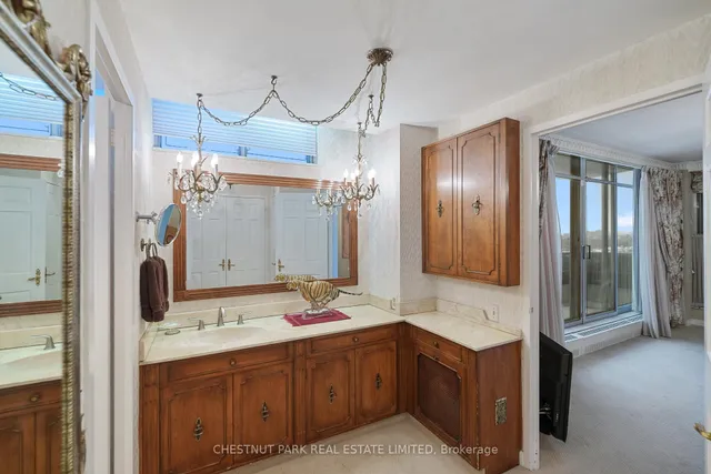 Additional image 21 of 2600 Bathurst St Unit PH 1