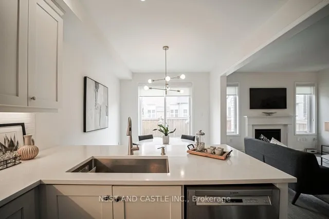 Additional image 20 of 1347 Rose way Ave