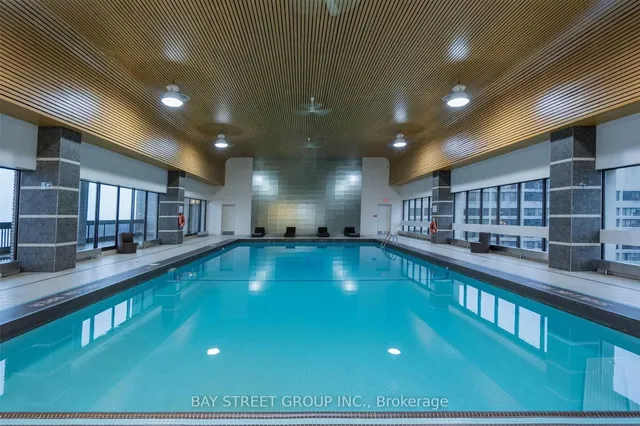Additional image 12 of 33 Harbour Sq Unit 3019