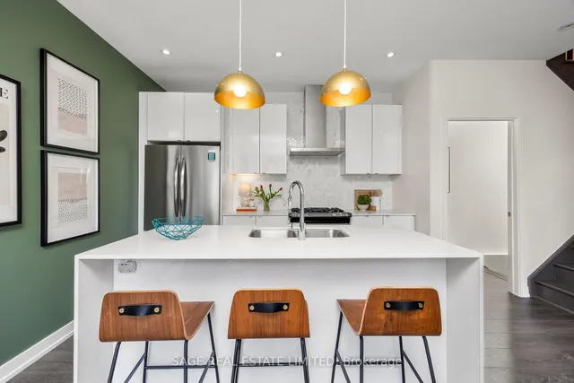 Additional image 12 of 39 Florence St Unit TH4