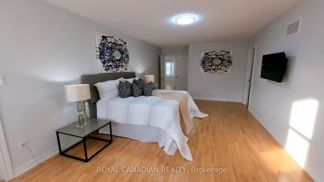 Additional image 2 of 8 Templar St