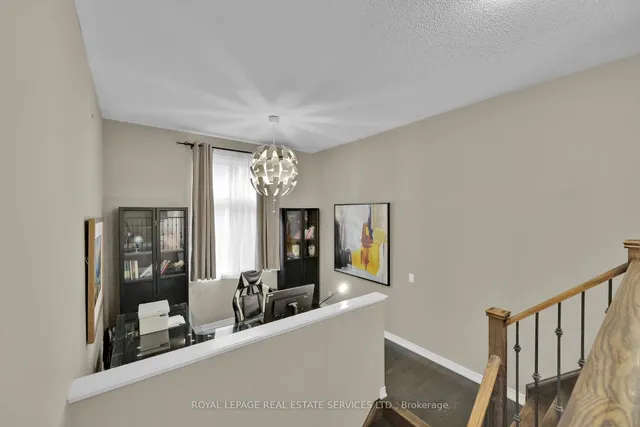 Additional image 13 of 60 Valleyway Dr