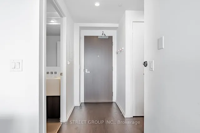 Additional image 3 of 1 Bloor St Unit 5105