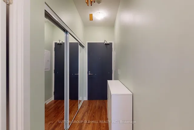 Additional image 2 of 105 George St Unit 511