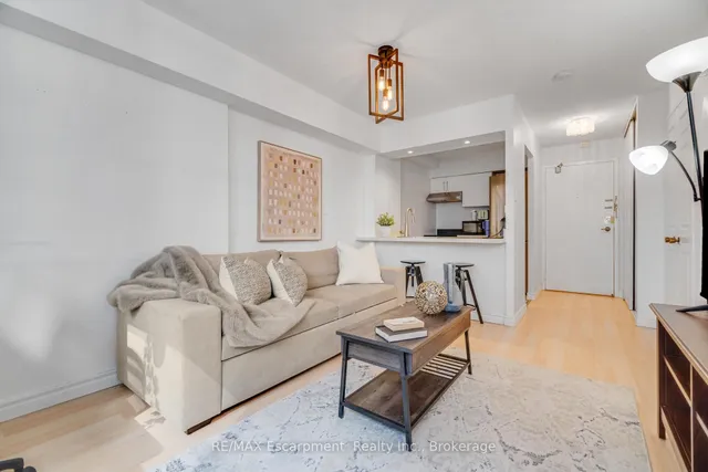 Additional image 8 of 80 Saint Patrick St Unit 820