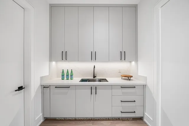 Additional image 10 of 126 Santa Barbara Rd