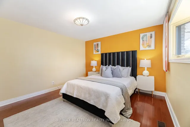 Additional image 20 of 86 Crendon Dr