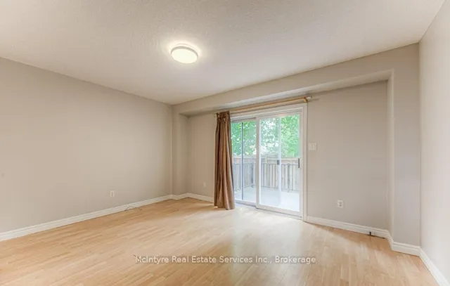 Additional image 30 of 28 Mansion St Unit 6