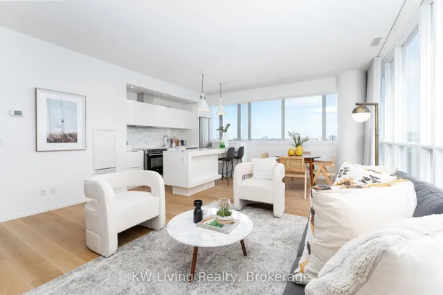 Additional image 2 of 8 Charlotte St Unit 2103