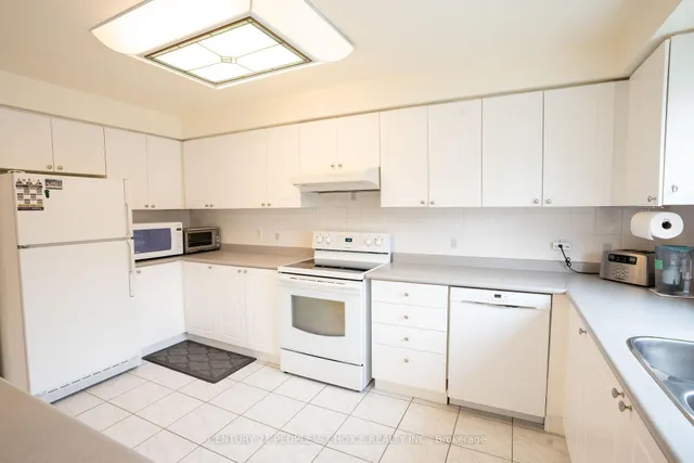 Additional image 19 of 24 Tobosa Tr