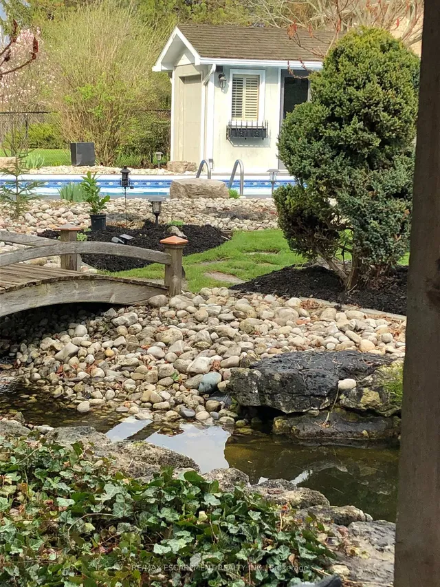 Additional image 40 of 27 Gladiola Dr