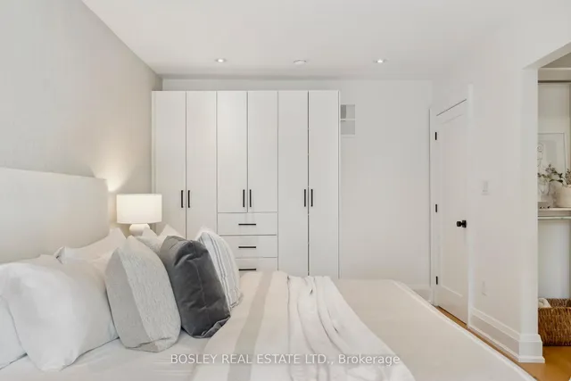 Additional image 17 of 393 Summerhill Ave