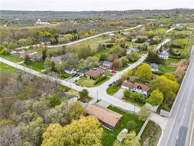 Additional image 50 of 8 Northcliffe Ave