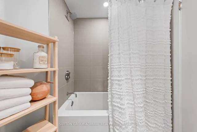 Additional image 21 of 135 East Liberty St Unit 1901