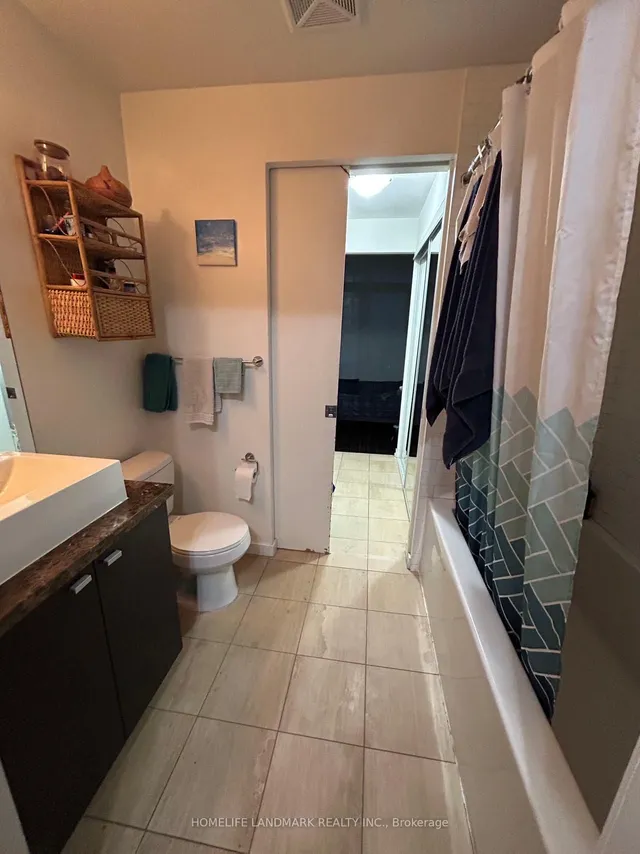 Additional image 3 of 103 THE QUEENWAY Ave Unit 2202