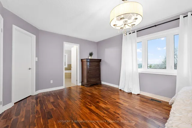 Additional image 22 of 1422 Summerhill Cres