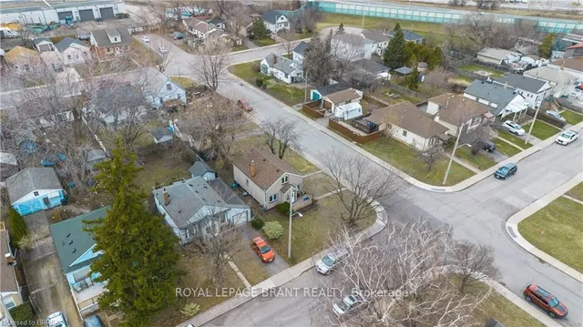 Additional image 18 of 745 Burgess Ave