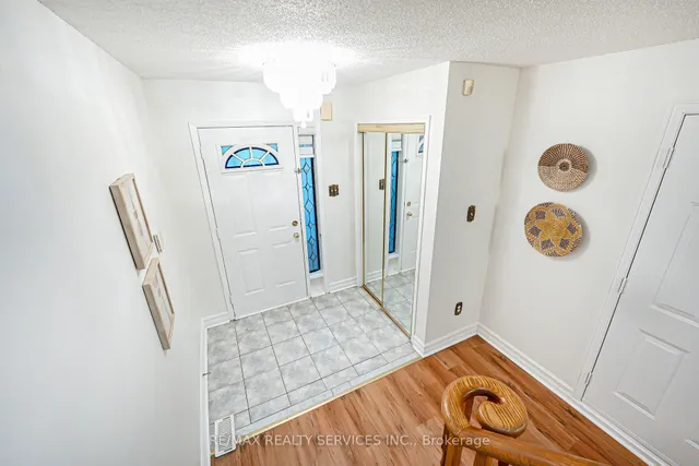 Additional image 6 of 192 Cresthaven Rd Unit 19