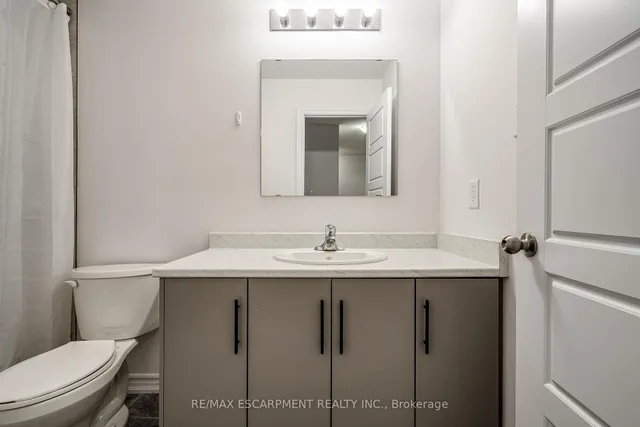 Additional image 10 of 70 Dewberry Dr