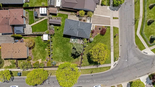 Additional image 36 of 99 Gordon Drummond Ave