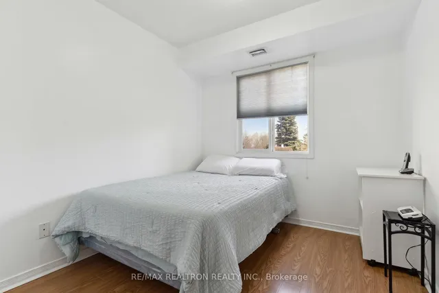 Additional image 28 of 684 Warden Ave Unit 103