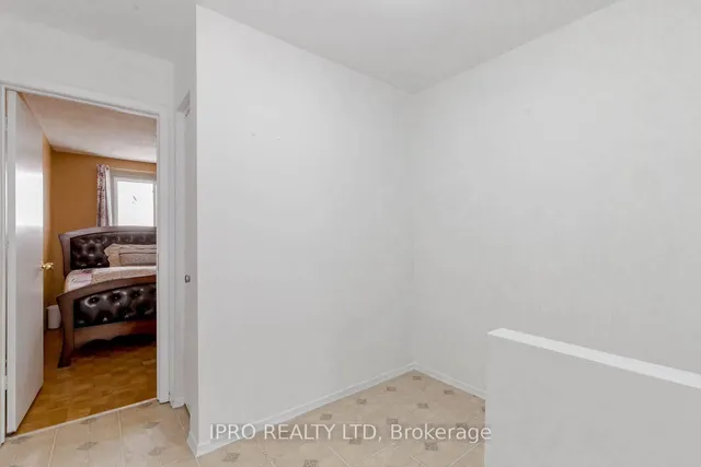 Additional image 18 of 7406 Darcel Ave Unit Unit 1