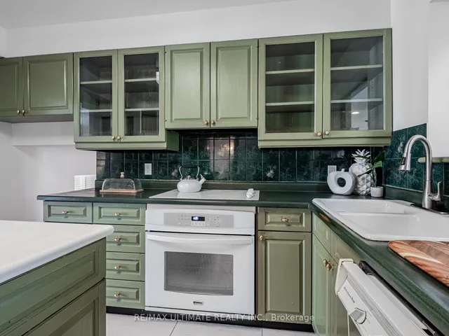 Additional image 24 of 206 Sloane Ave