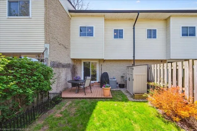 Primary image of 211 Veronica Dr Unit 29