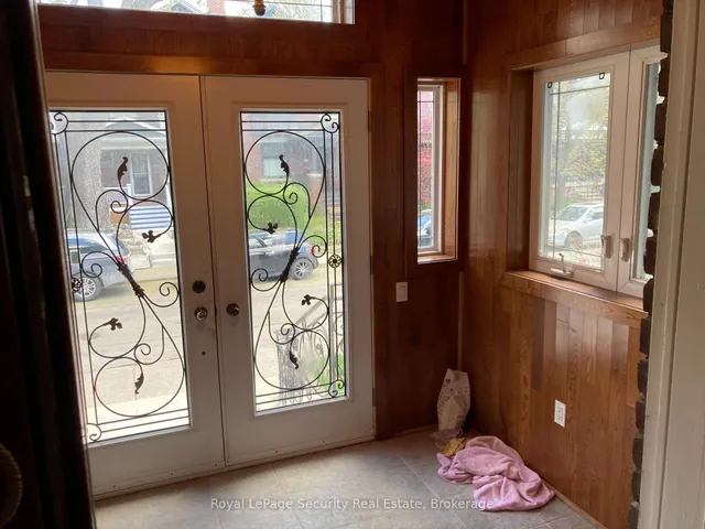 Additional image 5 of 122 Delaware Ave