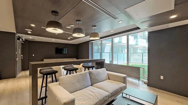 Additional image 35 of 7 Golden Lion Hts Unit N322