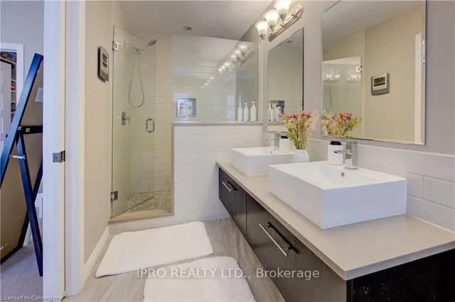 Additional image 31 of 298 Tremaine Cres