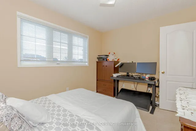 Additional image 38 of 66 Viceroy Cres