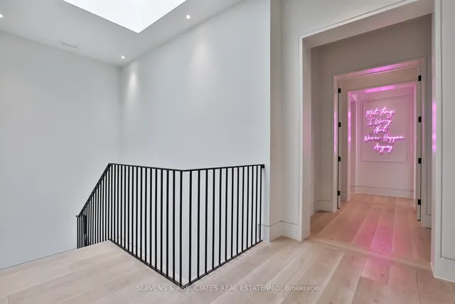 Additional image 19 of 216 Glenayr Rd