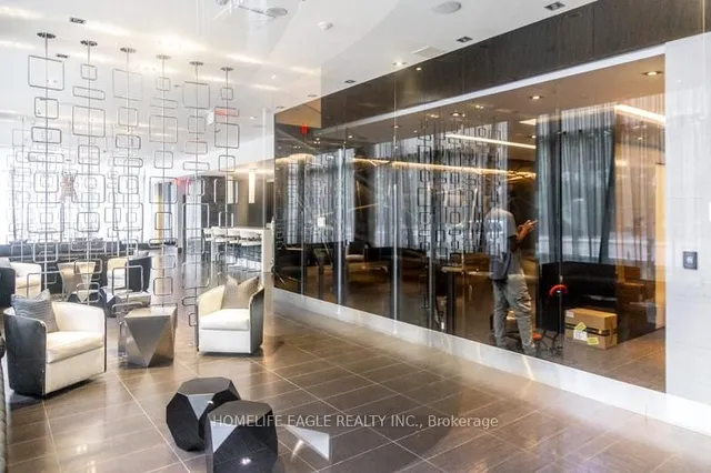 Additional image 18 of 28 Ted Rogers Way Unit 605