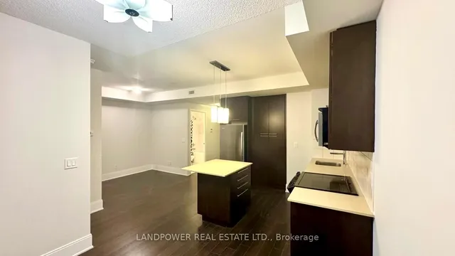 Additional image 5 of 70 Roehampton Ave Unit 1812