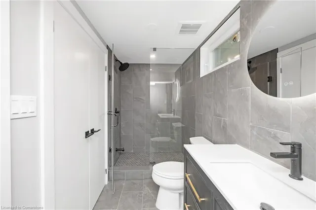 Additional image 16 of 39 Westminster Ave Unit Lower