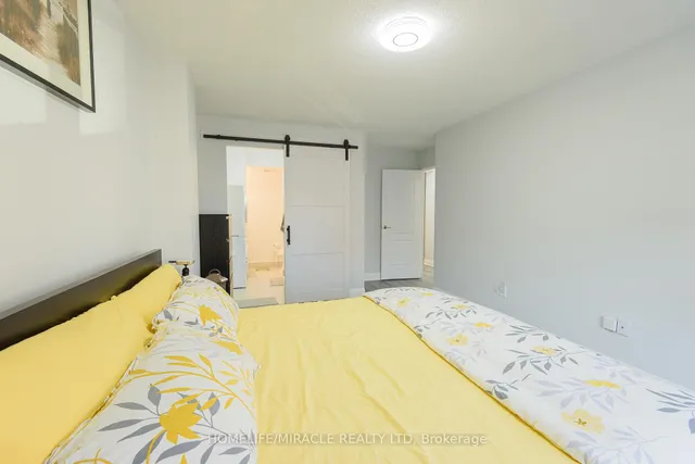 Additional image 11 of 714 The West Mall N/A Unit 1201