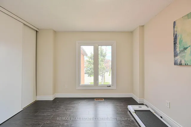 Additional image 31 of 10 Stalbridge Ave