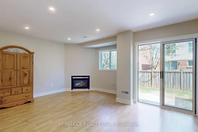 Additional image 32 of 1480 Britannia Rd Unit 91