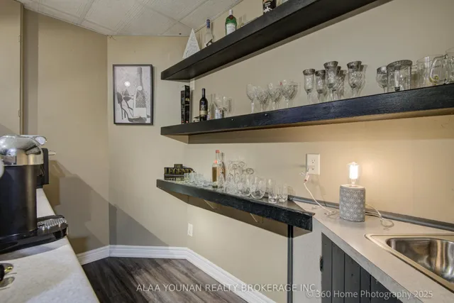 Additional image 28 of 84 Hillgarden Dr