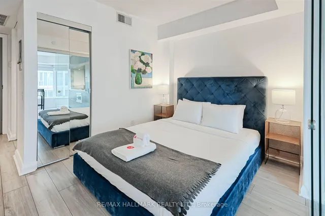 Additional image 8 of 155 Yorkville Ave Unit 1412