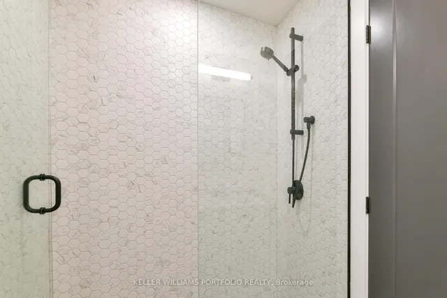 Additional image 32 of 229 Manor Rd