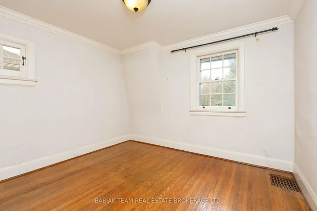 Additional image 13 of 1372 Islington Ave